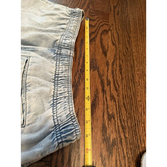 Zara womens pull-on denim relaxed jogger shorts elastic waist sz Large Light Blu - Picture 3 of 6